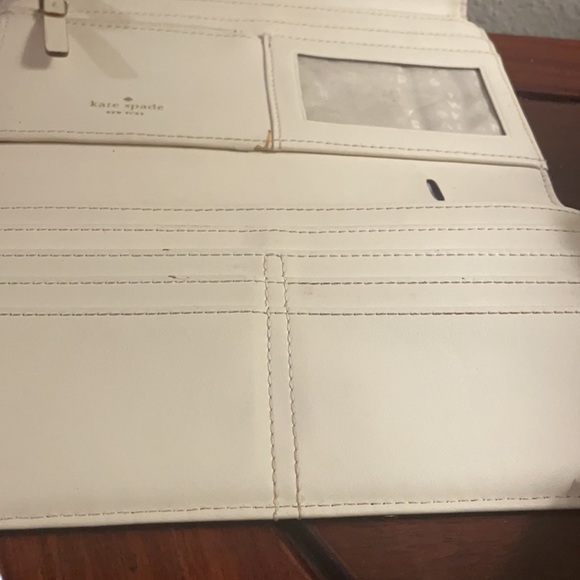Kate Spade Long Wallet - Picture 8 of 8